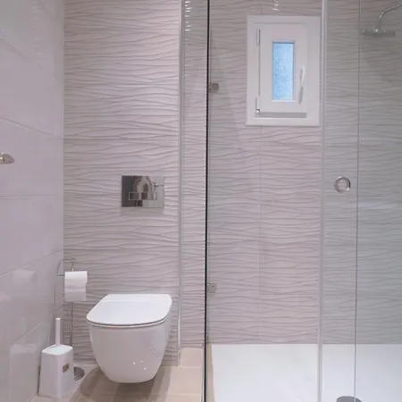 Διαμέρισμα Beautiful 2 Bedroom Flat Θεσσαλονίκη