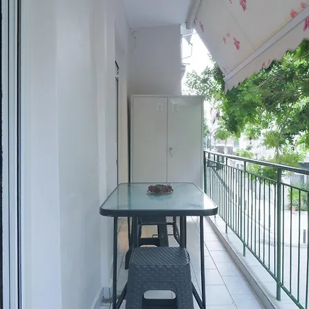 Διαμέρισμα Beautiful 2 Bedroom Flat Θεσσαλονίκη