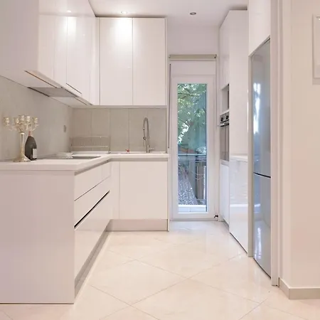 Beautiful 2 Bedroom Flat Διαμέρισμα Θεσσαλονίκη